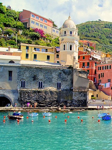 Tourism in Vernazza