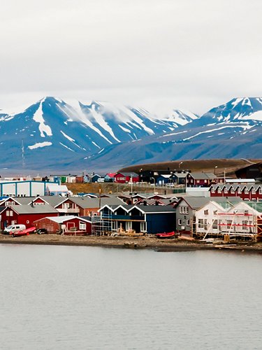 Arctic town