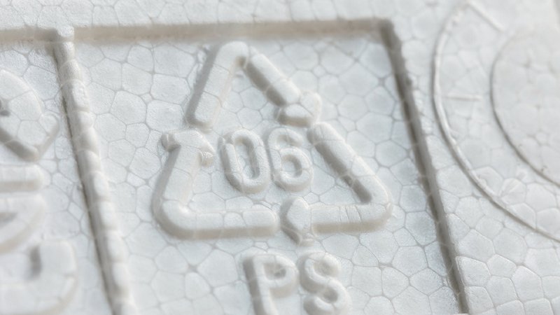 Expanded polystyrene (PS)