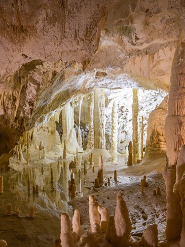 Grotta di Frasassi, Italia