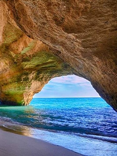 Grotta di Benagil, Portogallo