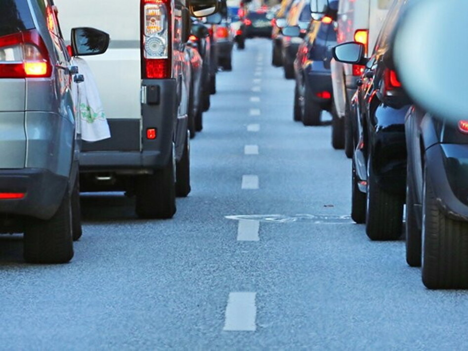 Main sources of PM2.5 emissions mapped for 150 European cities