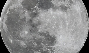 Wet moon, lucky moon