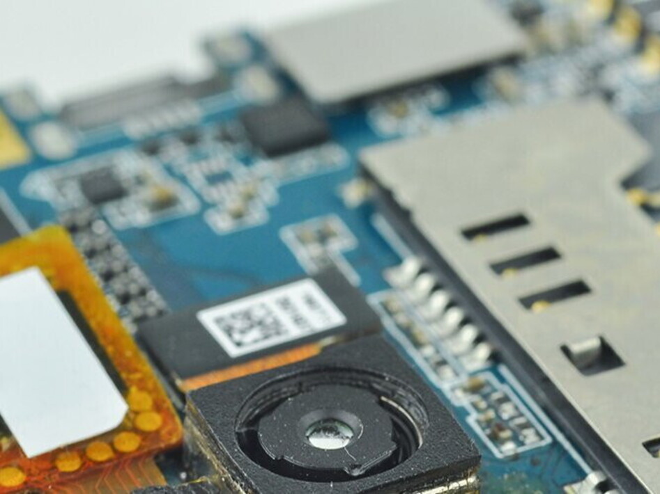 ROMEO rimette in circolo i metalli preziosi di vecchi cellulari e pc