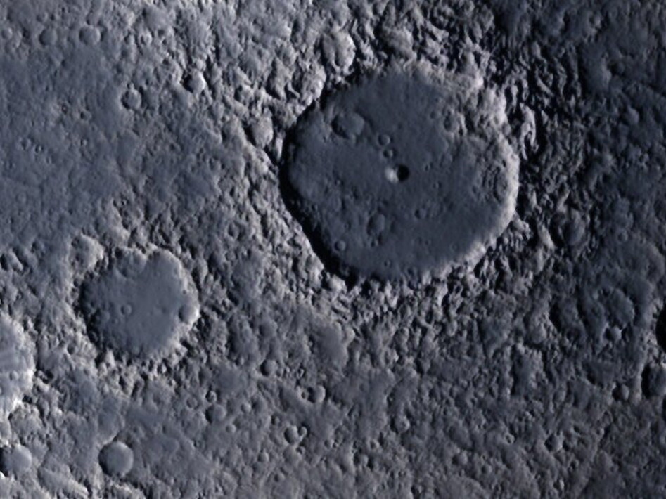 A crater as a home