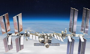 From the Moon to Jupiter via Mars: Space exploration in 2022 