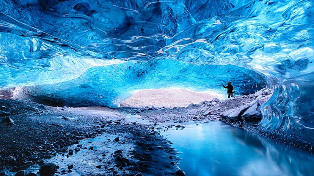 Grotta nel ghiacciaio Vatnajokull, Islan
