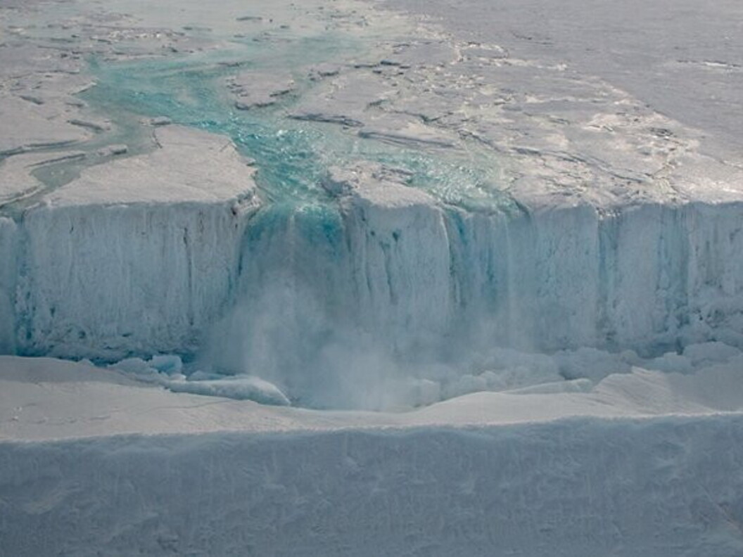Cascata nel Mare di Ross (Drygalski Ice)
