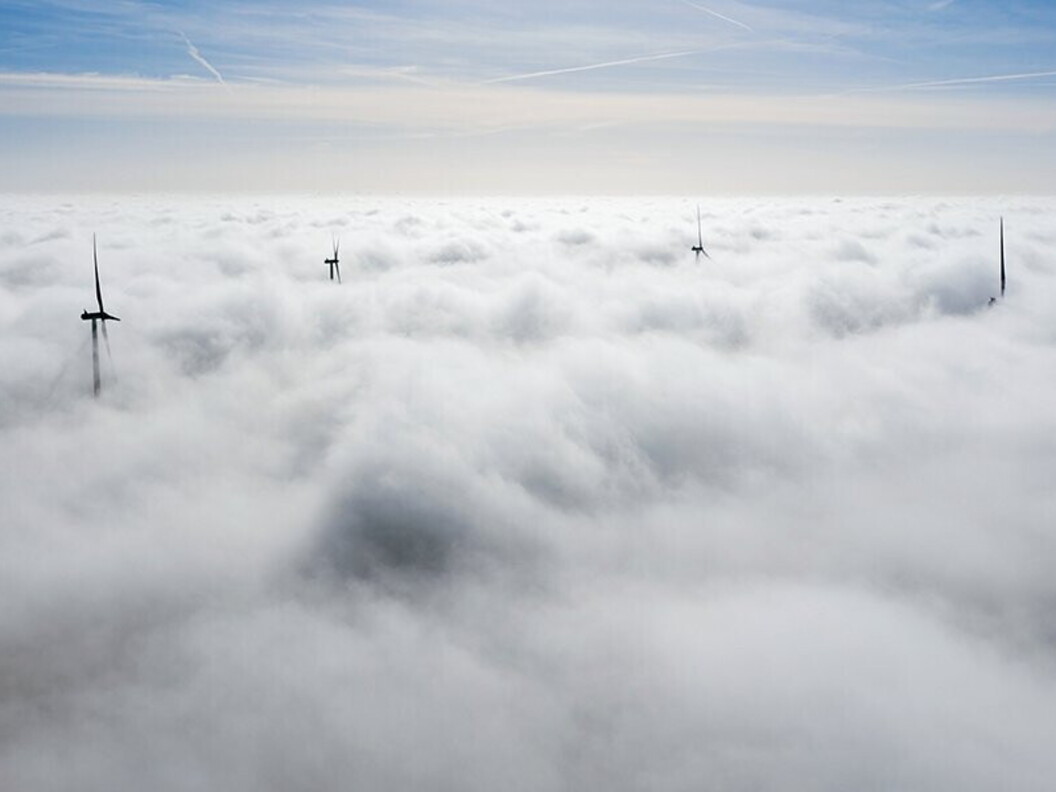Eolico tra le nuvole