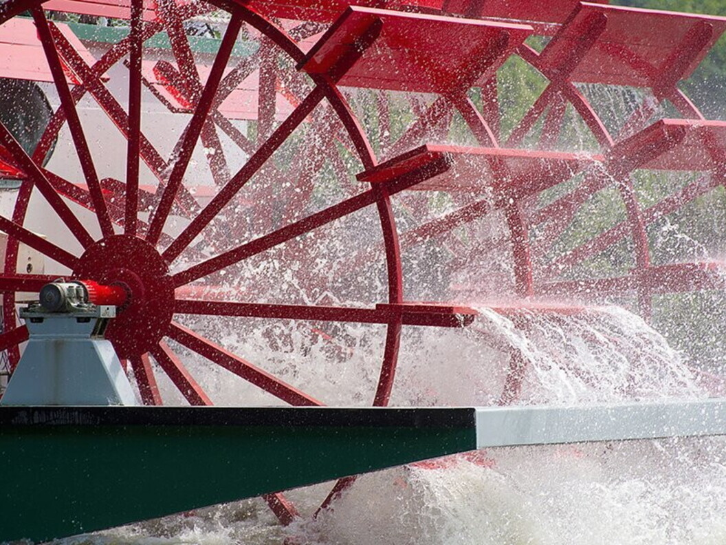 Navigare con l'energia dell'acqua