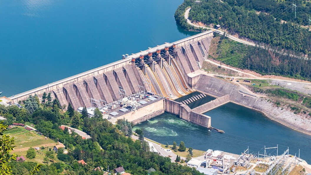 Moderno impianto idroelettrico