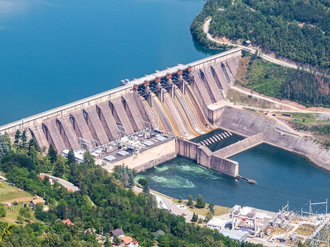 Moderno impianto idroelettrico