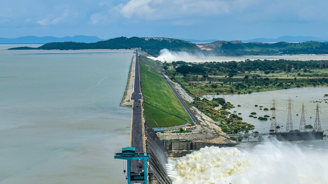 Diga di Hirakud, India