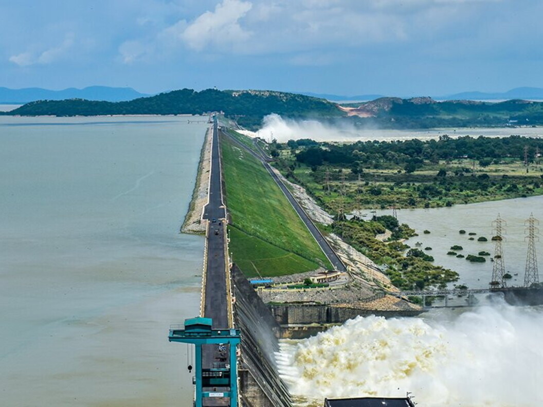 Diga di Hirakud, India