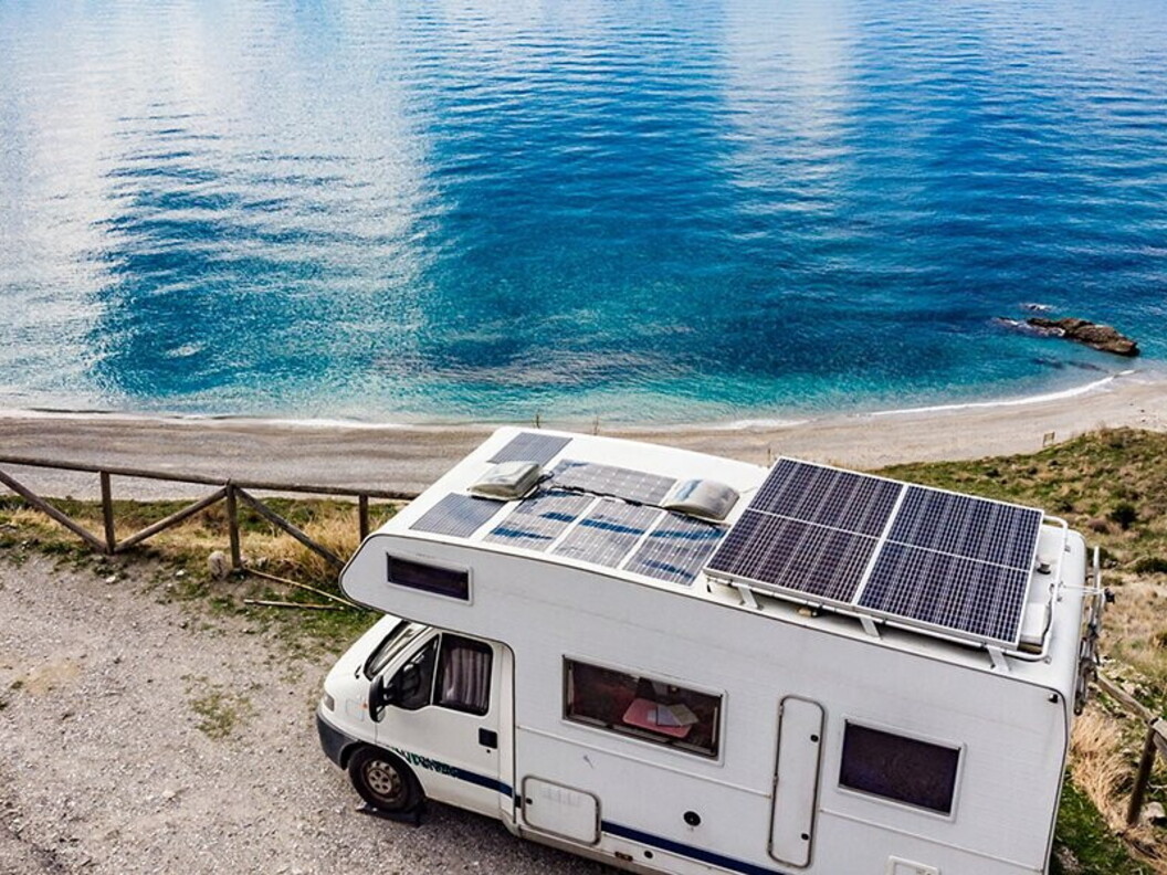 Pannelli fotovoltaici su un camper