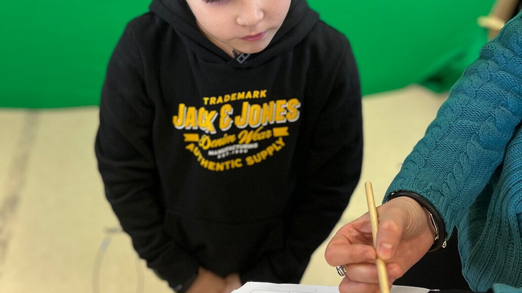 Ecco i bambini della 4^A e della 4^B all’opera!