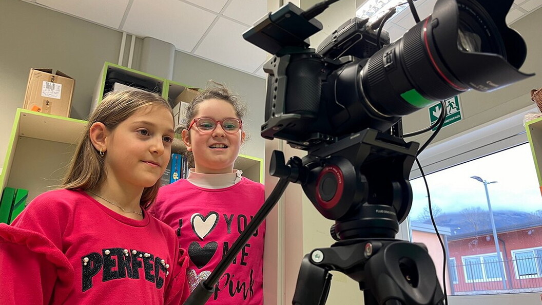 Ecco i bambini della 4^A e della 4^B all’opera!