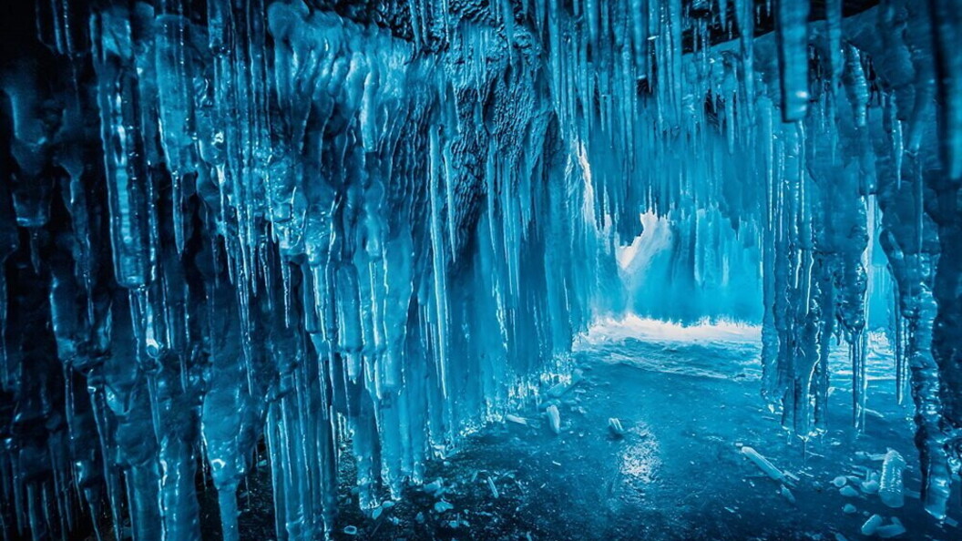 Grotta nel ghiaccio