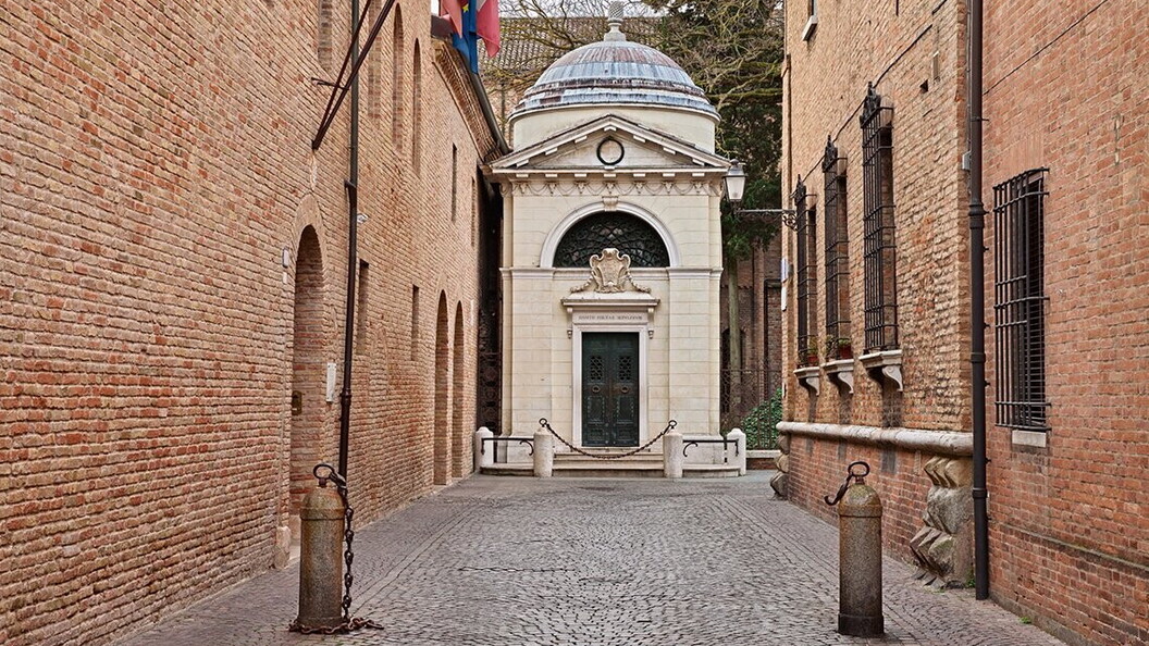 Tomba di Dante, Ravenna.